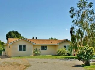 710 S 45th Ave, West Richland, WA 99353