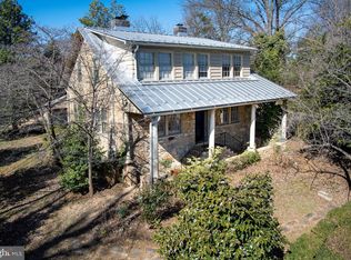 104 Walnut St, Middleburg, VA 20117