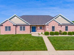 1620 Autumn Rdg, Washington, IL 61571