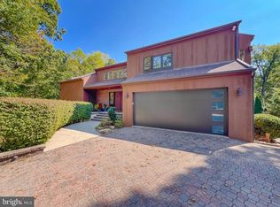 108 Old Oak Tree Rd, Lansdale, PA 19446