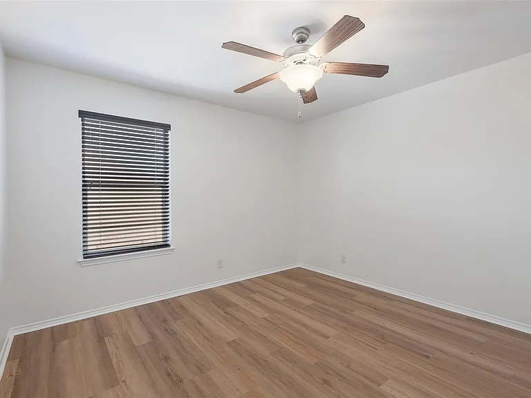 8725 Panadero Dr — Photo 26