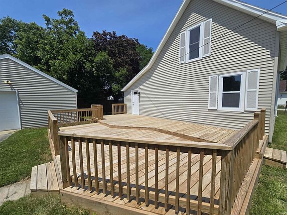 5th image of 1813 E Delta Dr