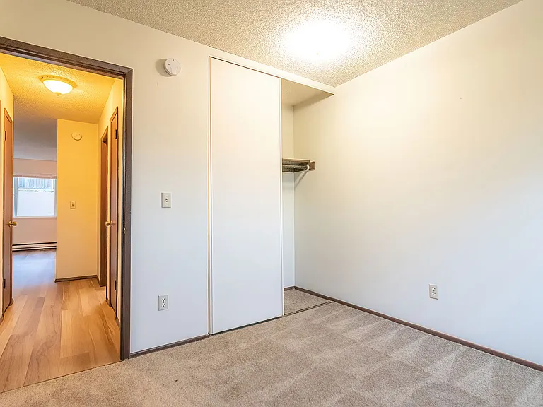 2232 SE Pine St — Photo 17