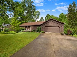 981 Middleground Rd, Pataskala, OH 43062