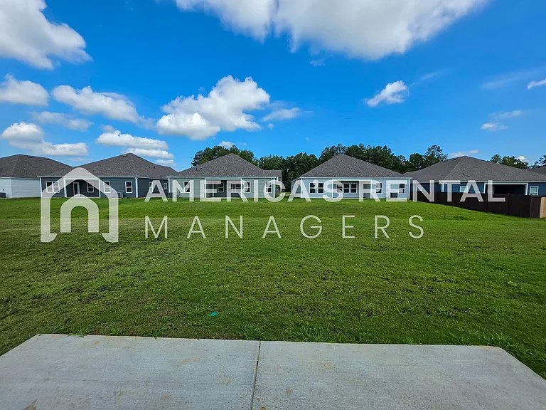 636 Wenonah Way — Photo 50