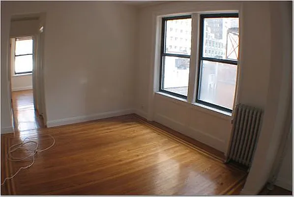 Rented by 4 Points Properties | media 31