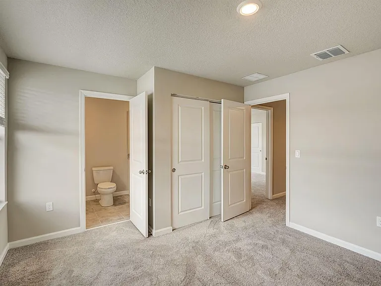 5728 SE Edgewater Cir — Photo 10