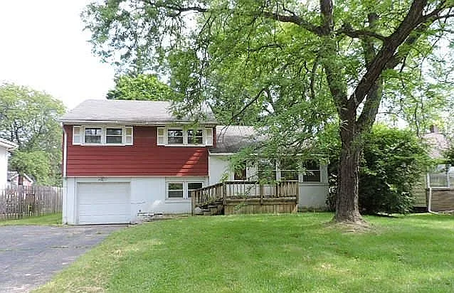 4027 Jeanette Dr SE photo 1