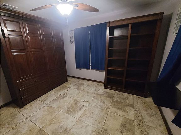 4th image of 15754 Faculty Ave