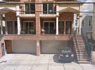 2514 Summit Ave, Union City, NJ 07087