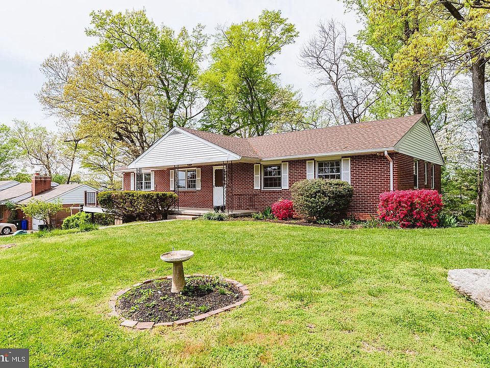 2nd image of 9945 Oak Lea Ct