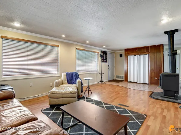 2670 Lovejoy Dr, Anchorage, AK 99508