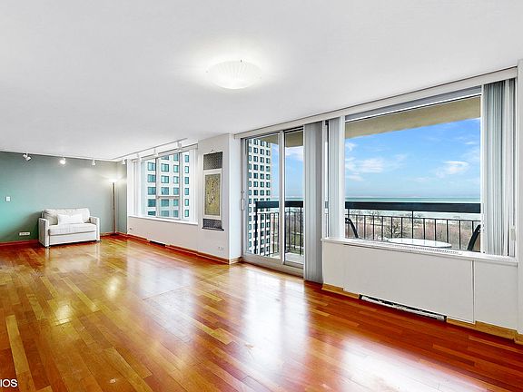 4th image of 5201 S Cornell Ave APT 14F