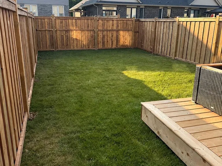 226 Renaissance Dr — Photo 14