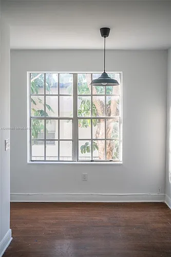 605 Euclid Ave #203 Photo 1