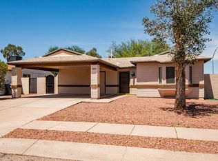 5900 S Torrence Dr, Tucson, AZ 85746