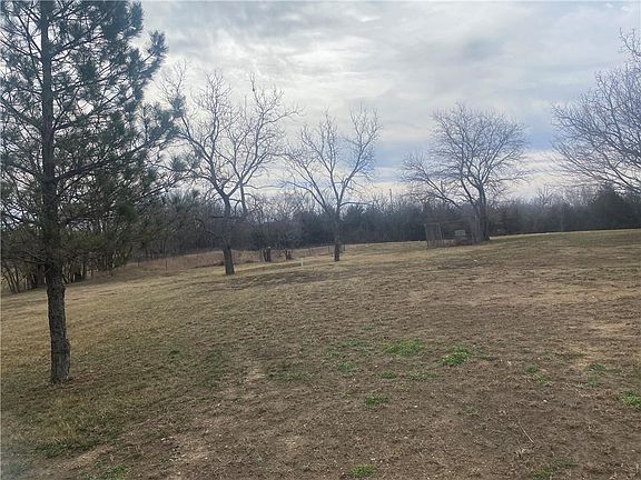 5th image of 21731 3rd St