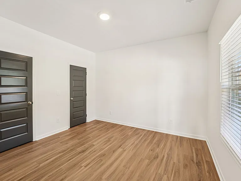 Quinn Residences at Dorchester Place — Photo 241
