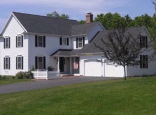 15 Bridgeview Cir, Walpole, MA 02081