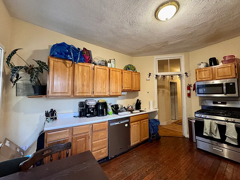1516 Tremont St #3 — Photo 13