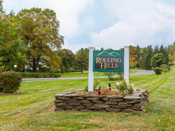 8 Rolling Hls #8, Lenox, MA 01240