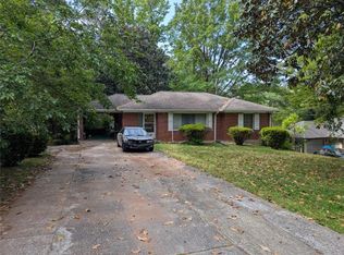 2985 Laguna Dr, Decatur, GA 30032