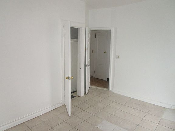 5th image of 3022 Brighton 8th Street