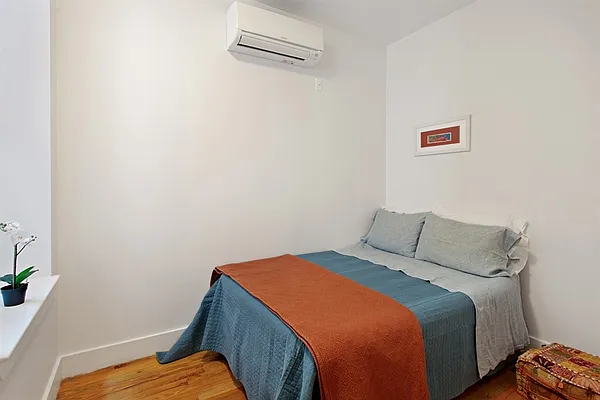 Rented by Erica Sullivan, LREB | media 5