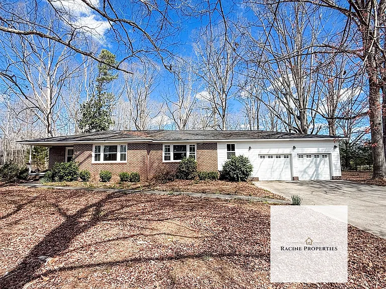 175 Mossie Smith Rd — Photo 1