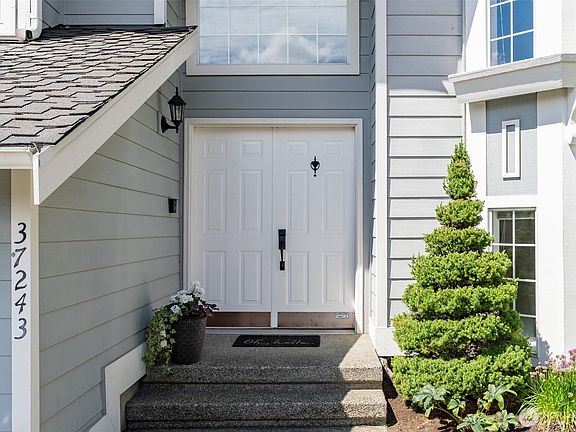 4th image of 37243 20th Avenue S