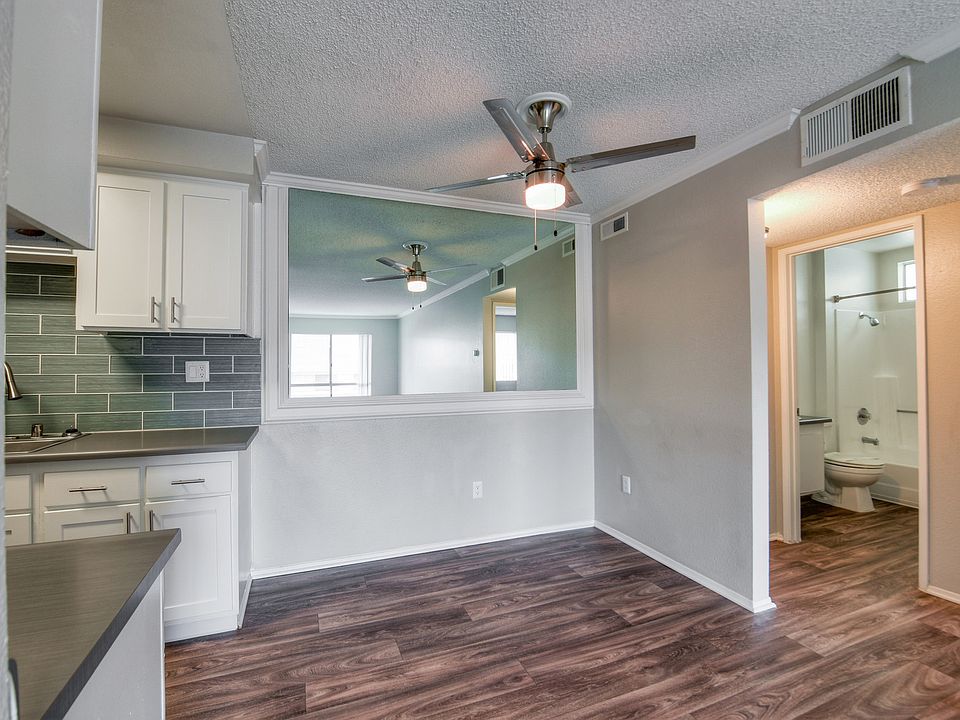 1st image of 8729 Graves Ave APT 11F