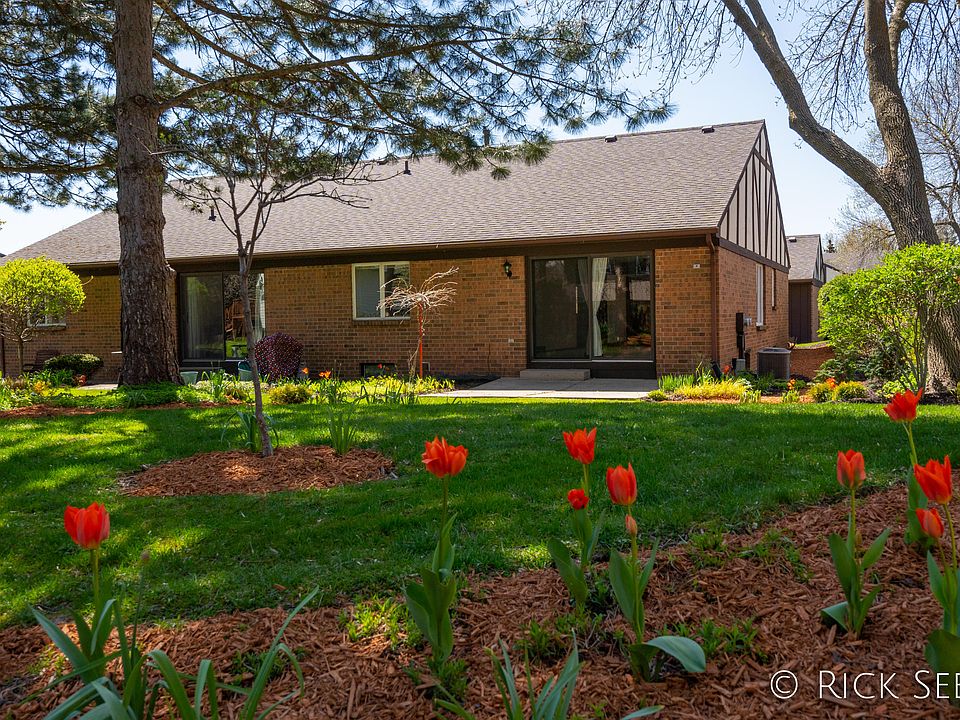 1st image of 2237 Radcliff Cir SE #80