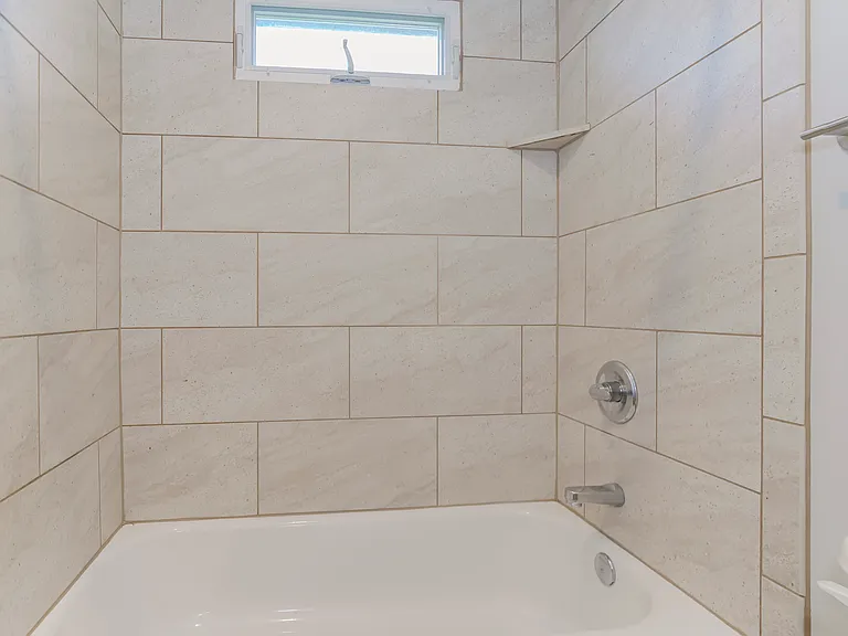 16 Wallingford Dr #16 — Photo 23