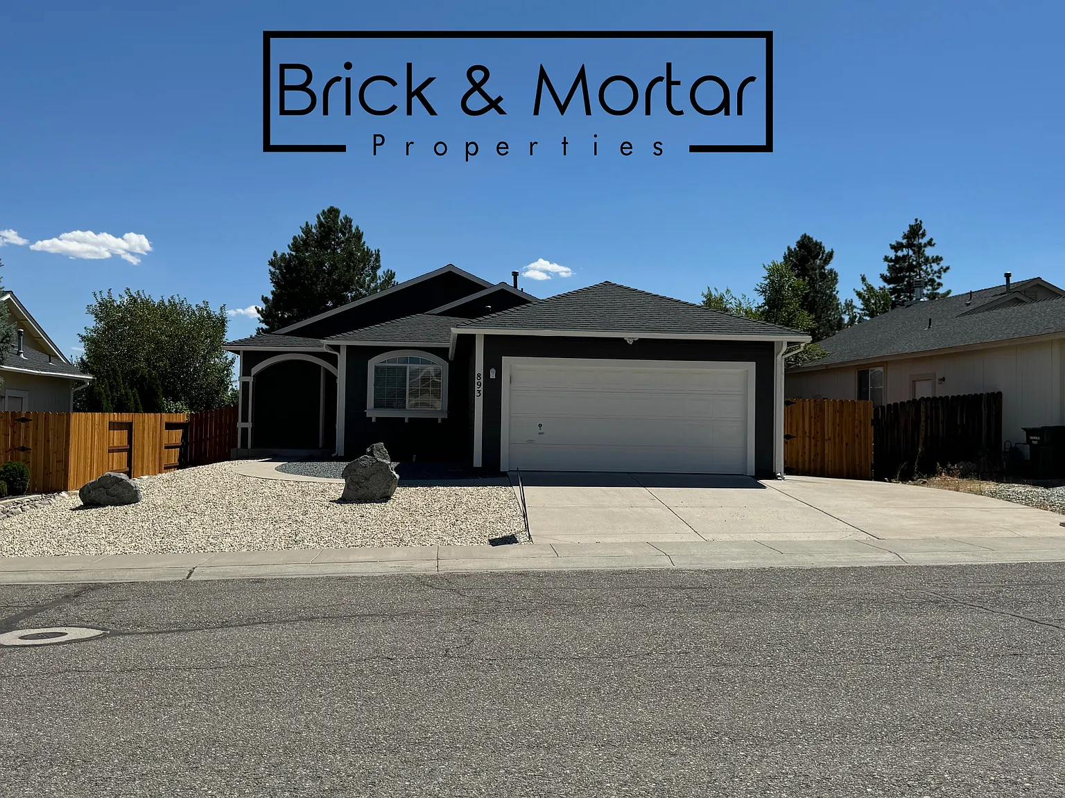 3 bed, 1418 sqft, $2,600 — Photo 1