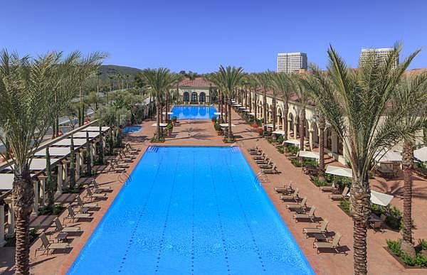 6 salt water pools!