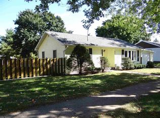 820 S Wacouta Ave, Prairie Du Chien, WI 53821