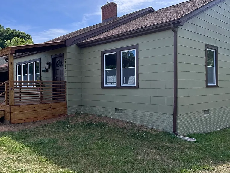 246 W McNeely Ave — Photo 8