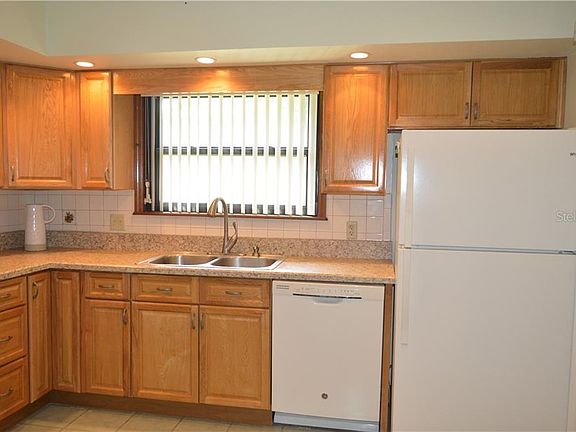 5th image of 2038 Dixie Belle Ave