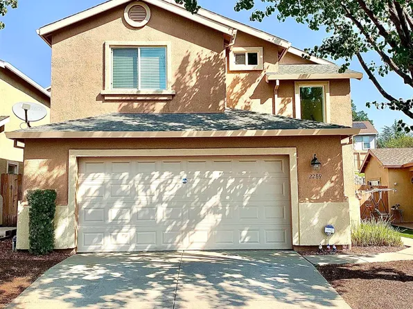 2289 Winterhaven Dr, Cameron Park, CA 95682