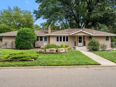 2180 Dellwood Ave, Saint Paul, MN, 55113