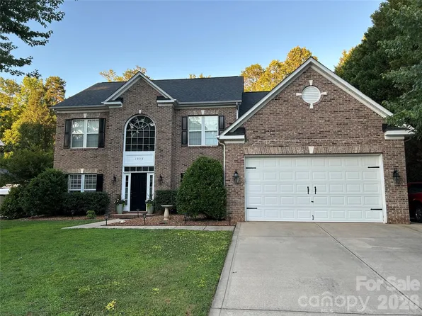1338 Wrangell Ln, Charlotte, NC 28214