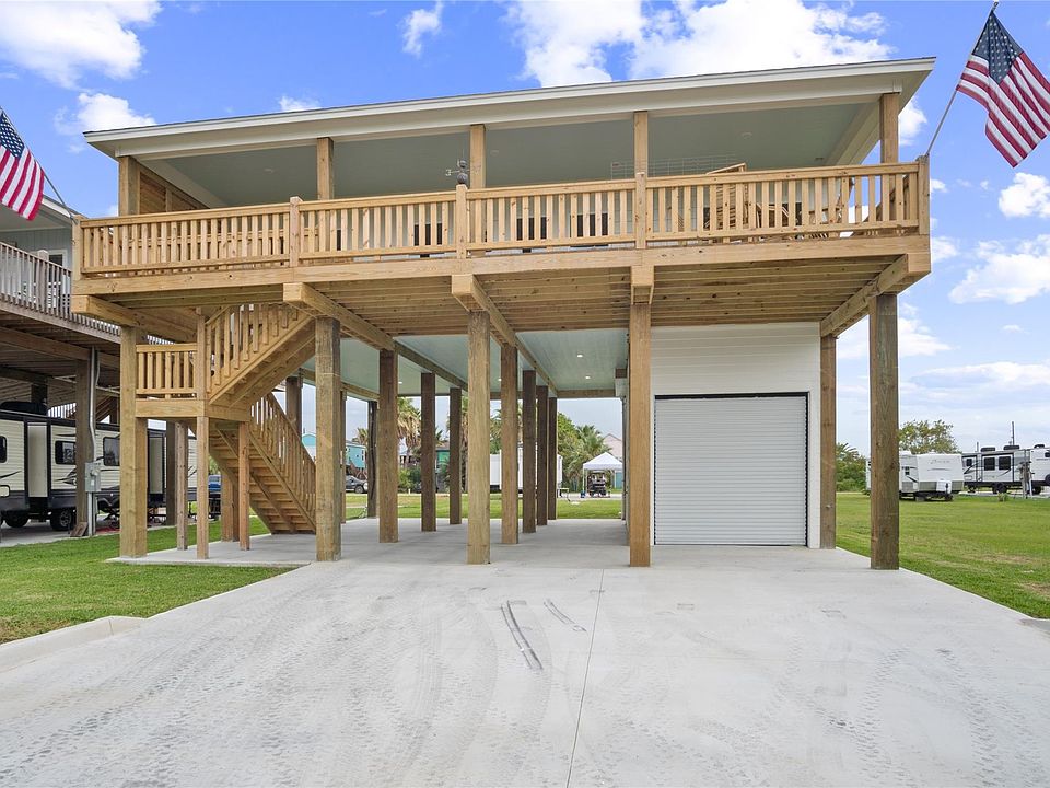 1st image of 131 Mae Cir S