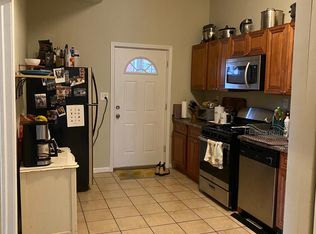241 N Sacramento Blvd #3, Chicago, IL 60612