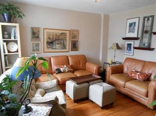 3 Grant St, Easthampton, MA 01027
