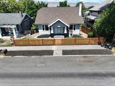 609 E 10th St, The Dalles, OR, 97058