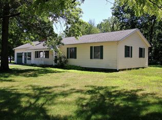 10 W Walnut St, Corinth, NY 12822