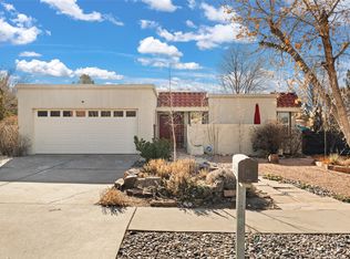 2171 Candelero St, Santa Fe, NM 87505