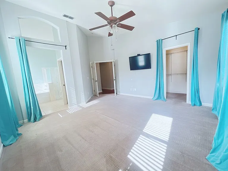 4011 Harlington Cir — Photo 18