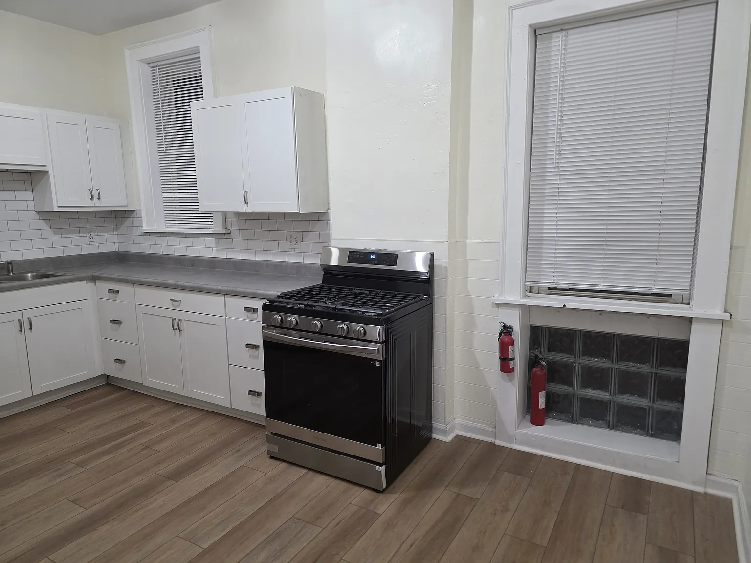 4130 Farlin Ave — Photo 3
