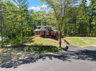 51 Sanford Rd, Alfred, ME 04002